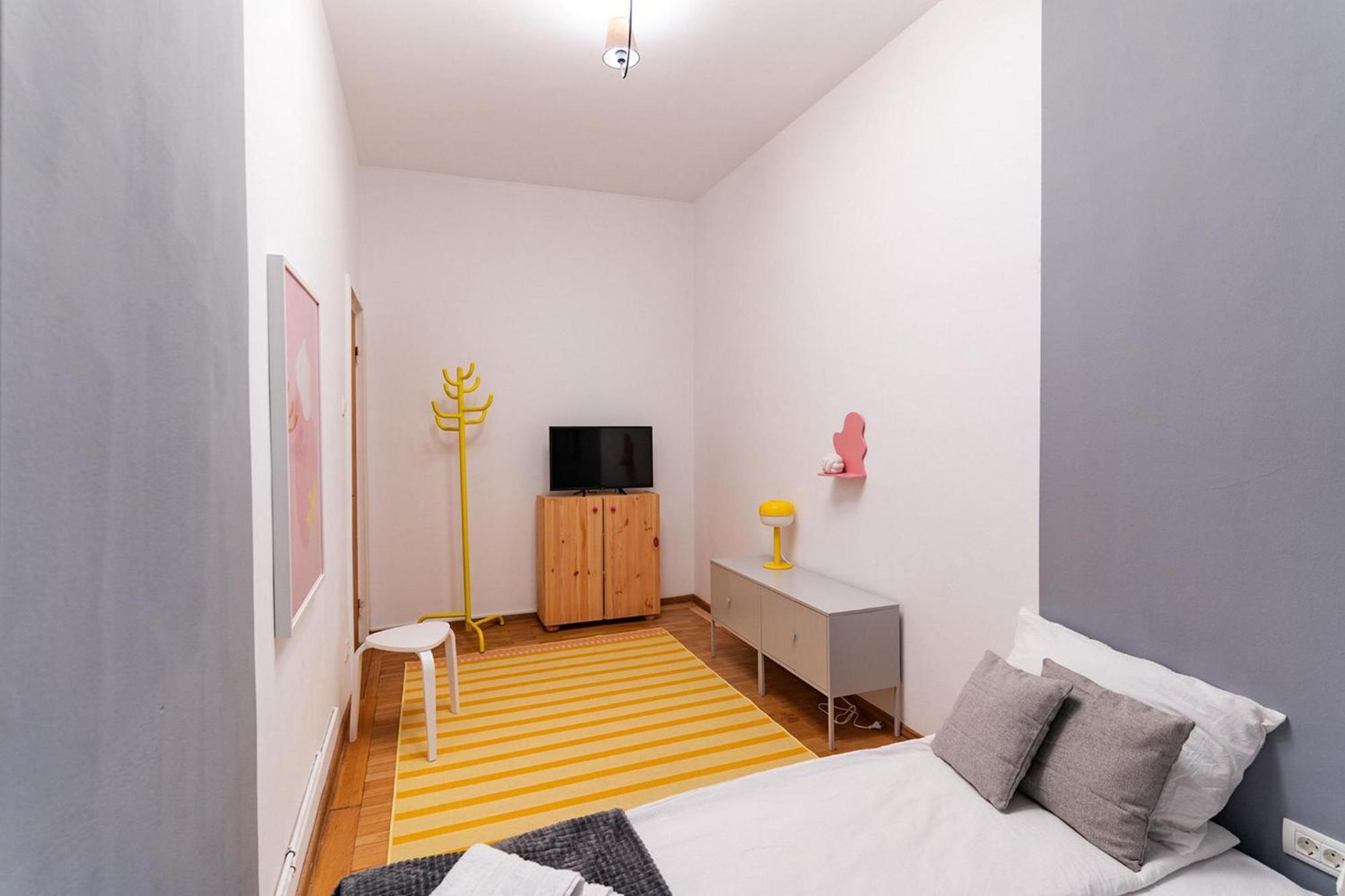 Ferienwohnung Rezident Eminescu Bukarest Exterior foto